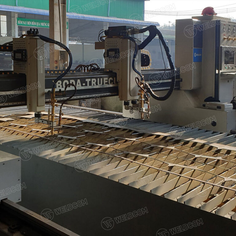 CNC cutting machine BODA TRUECUT 4000s (True Hole)