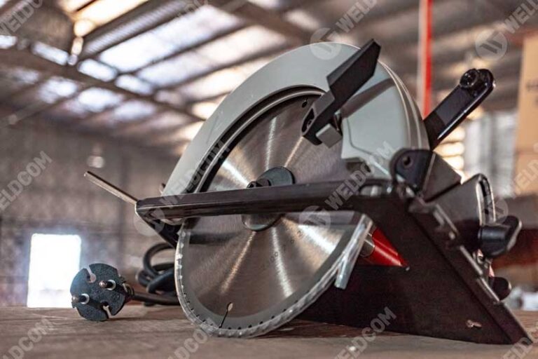 Máy cưa đĩa 1100W 185mm KMY02-185 - DCK cắt góc linh hoạt
