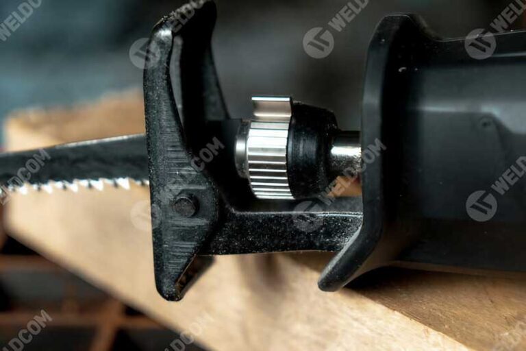 Đầu kẹp lưỡi của máy cưa kiếm DCK KDJF22