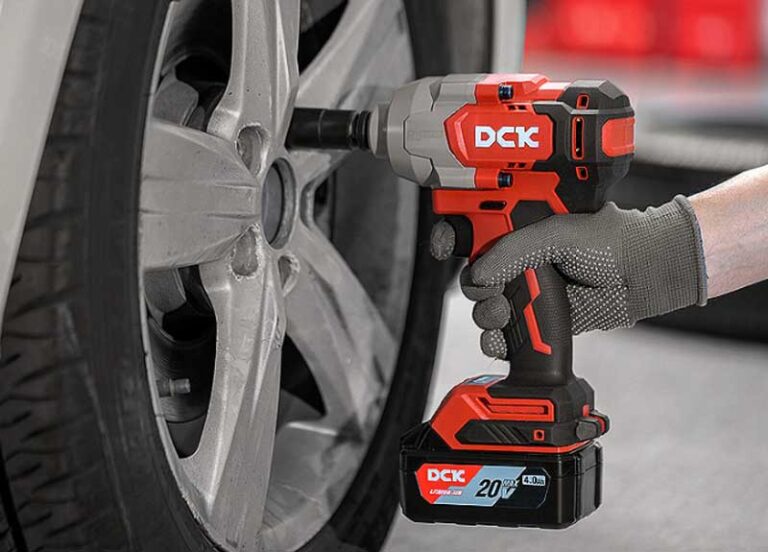 Máy siết bu lông DCK KDPB698 có động cơ không chổi than