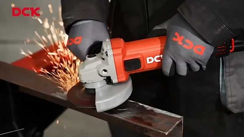 Máy mài góc DCK KSM17-100B có hiệu suất mạnh mẽ