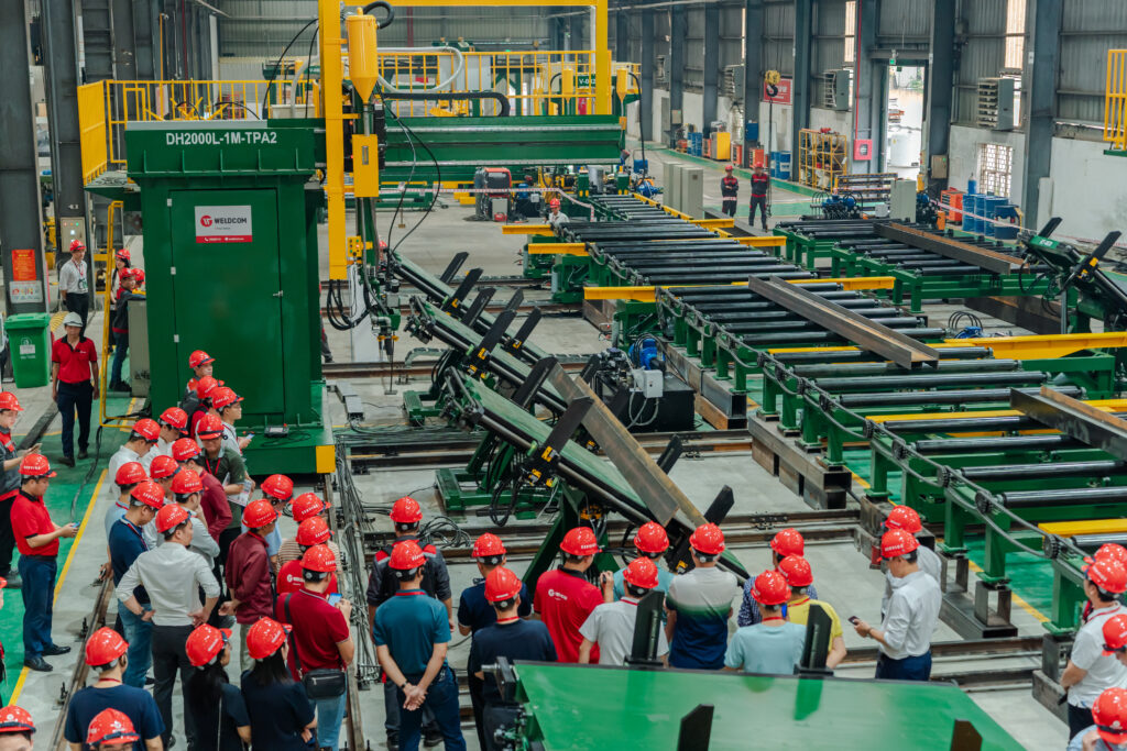 Sự kiện Ngày Công nghệ Weldcom 2025 thu hút sự quan tâm, tham gia của hàng trăm khách mời.