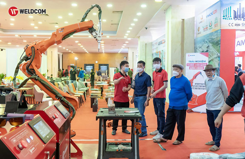 Robot gắp QJAR do Weldcom phân phối chính hãng