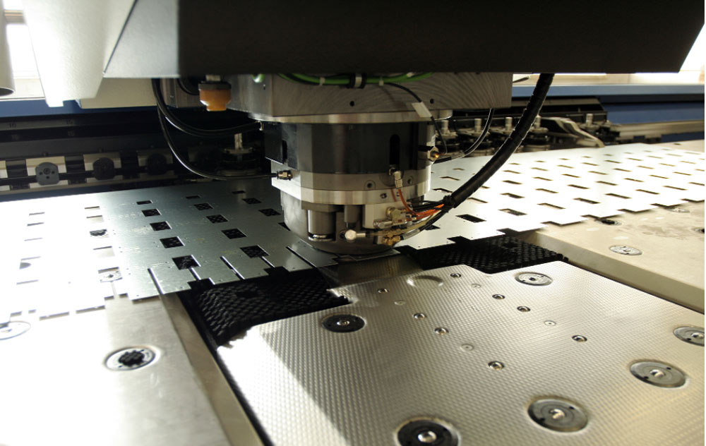 các phương pháp gia công kim loại tấm