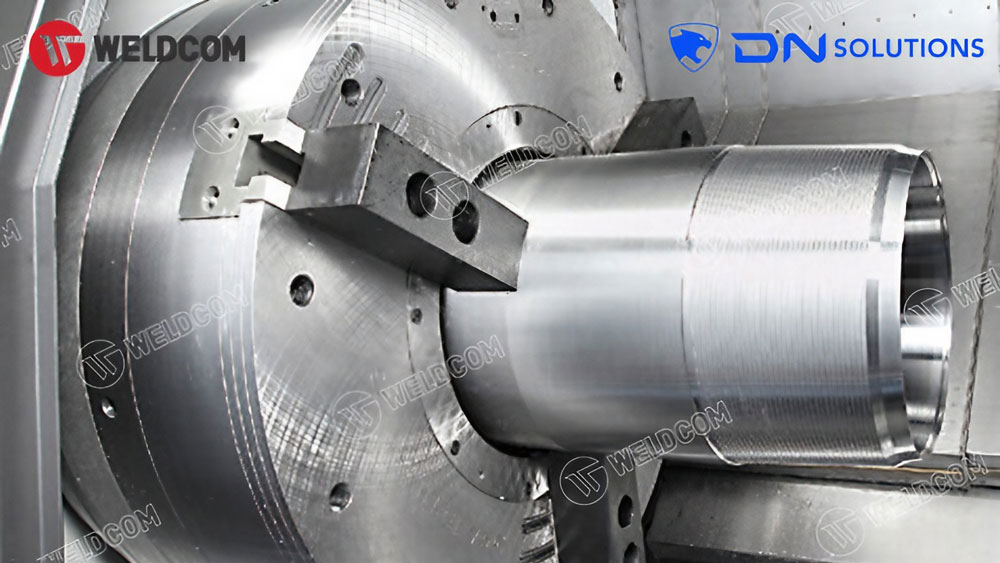 Giá máy tiện CNC 4 trục bao nhiêu?