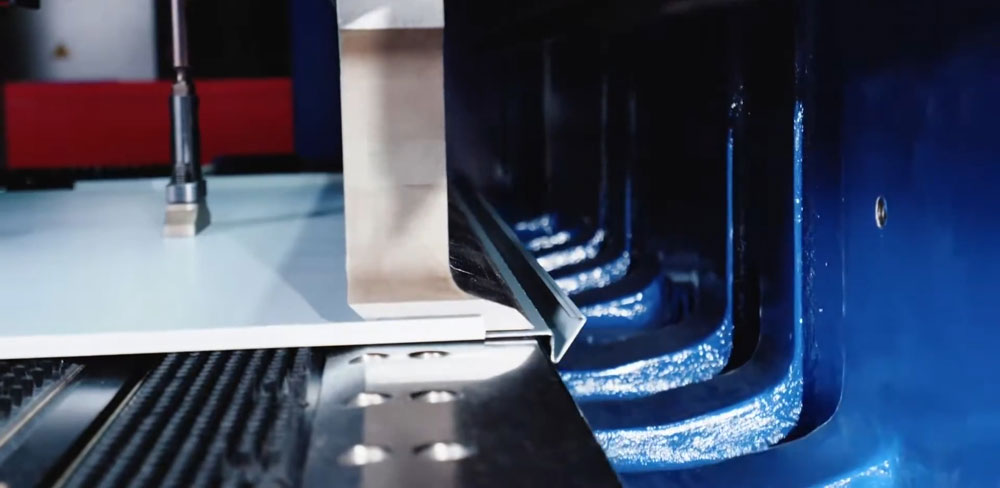 Khi nào nên chọn gấp kim loại?