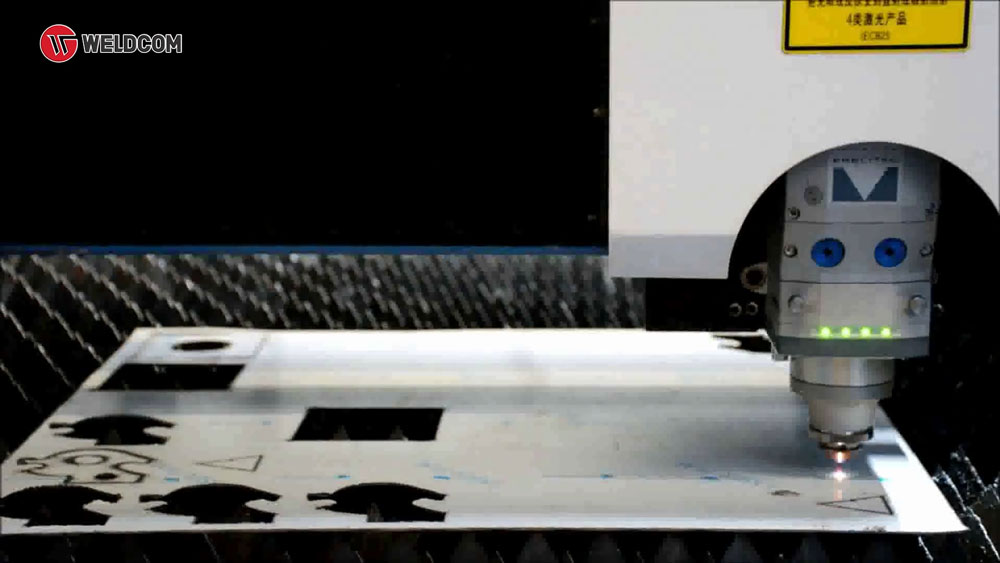 Tính năng của máy cắt laser hiện đại giúp giảm lỗi và tăng năng suất