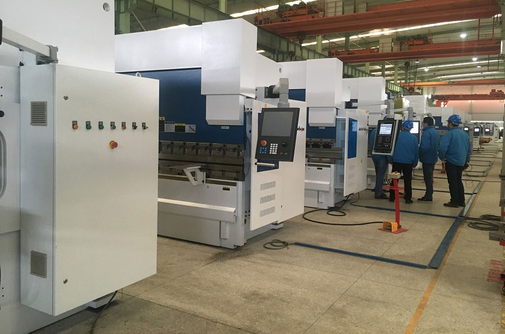 Weldcom đơn vị cung cấp máy chấn uy tín tại Việt Nam